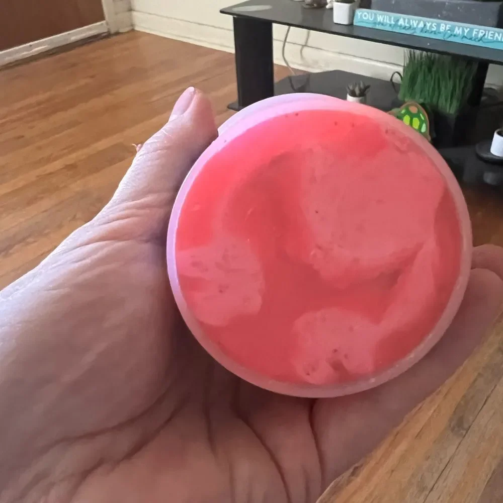 1 LEFT! Lush X Shaun the Sheep Naughty Pigs Limited Edition Shower Jelly